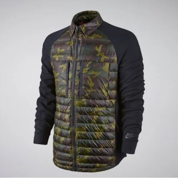 Nike Men’s Nike Tech Fleece Aeroloft Men's Camo Jacket | EUC!! PRELOVED!!🤎💚🖤 - Picture 1 of 13